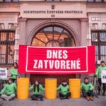 Dvojaký meter? - fejtón D5DktkqTURBXy81OGM5ODJkZDdhNDVjODA1Y2I2OGE4ZDY4NjVmMDE0Yi5qcGVnkpUDAMyEzRCWzQlUlQLNB9AAwsM